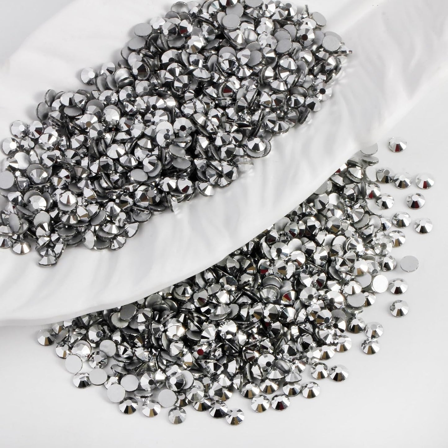 2000 PCS SS12 Flatback Rhinestones,12-Facet Diamond-Cut Glass Gems for Nail Art,Clothing,DIY Crafts,Glue-On Decoration Stones with Silver Backing,Silver Hematite