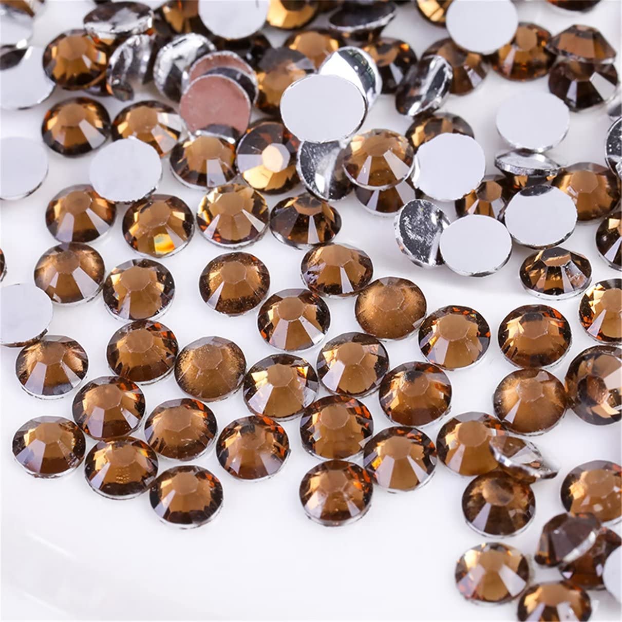 500 Pieces SS30 6mm Flatback Rhinestones Clear Glass Round Gems Crystals for Nail Art DIY Crafts Clothes Shoes Bags （Dark Coffee）